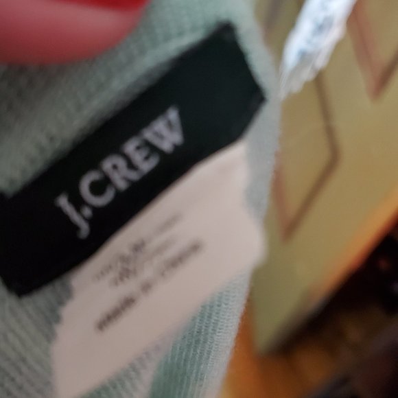 Beautiful Floral Embellished Cardigan - Picture 2 of 4